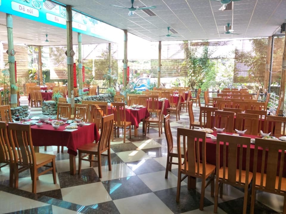Đôi nét về nhà hàng (không gian, menu)